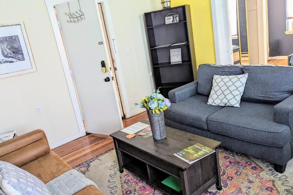 Escape On Hambright'S Alley! Walk 2 Everything! Cyclists Welcome! 1St Fl Unit A Cumberland Exteriér fotografie